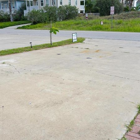 Ground Floor Duplex With Bbq - Blue Siren House Apartment South Padre Island Exterior photo